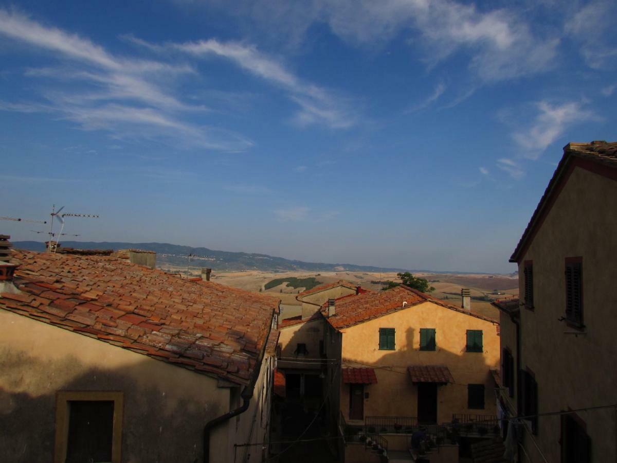 La Casetta Di Borgo Lajatico Exterior photo
